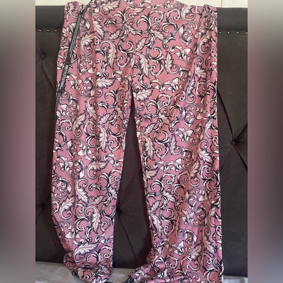 Floral pants set - Picture 3 of 3